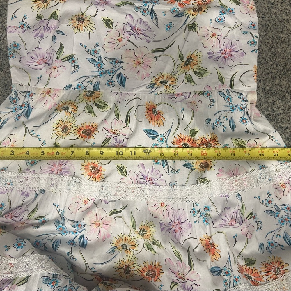CROWN & IVY Long Maxi Floral Sundress Dress Milkmaid Tiered Lace Smocked XL - Picture 17 of 17